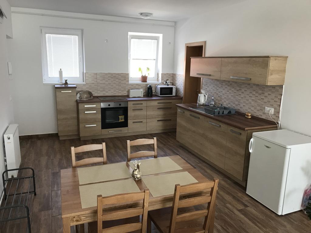 Barand Apartman Eger Exterior photo